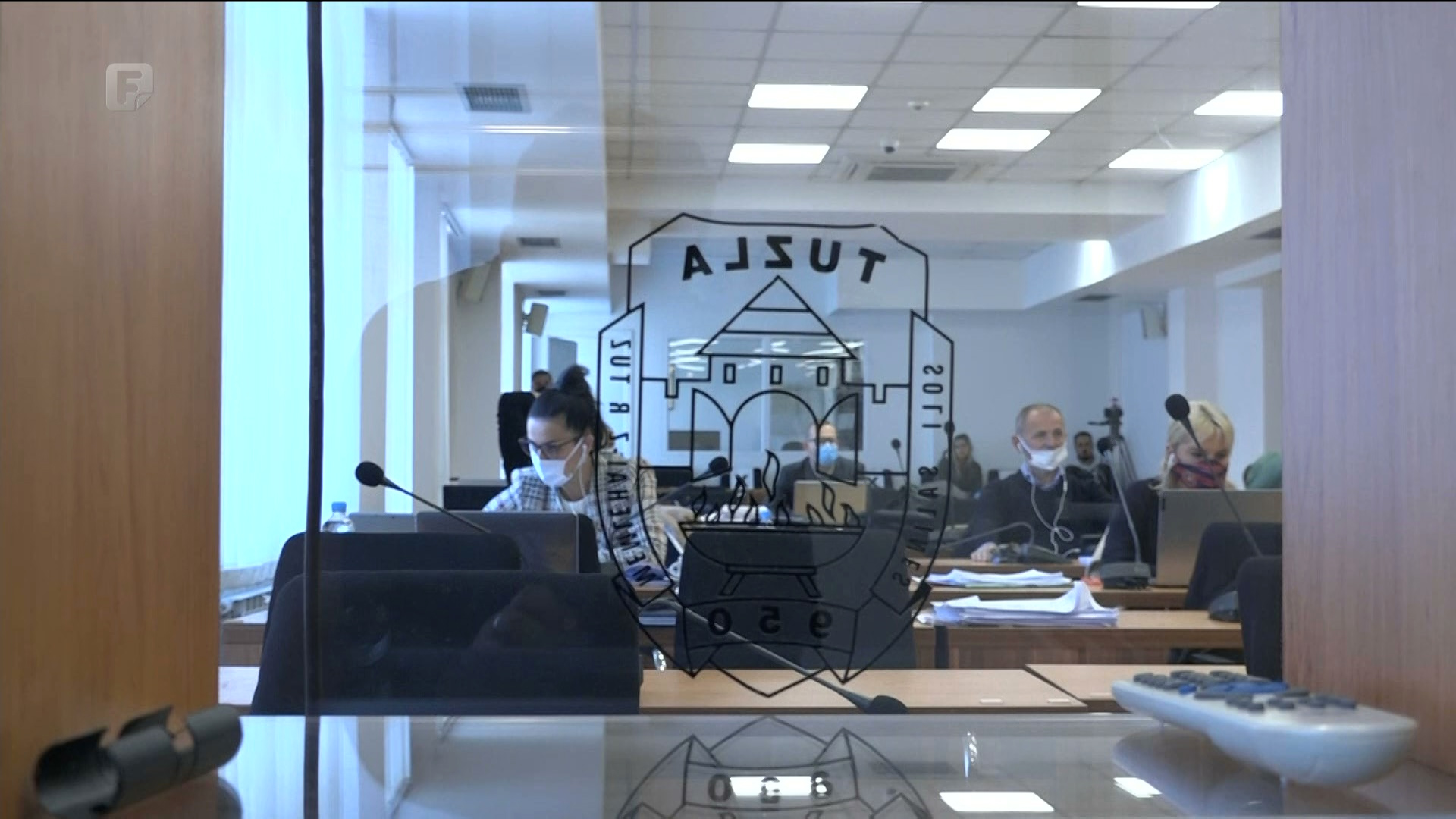 Opozicija negoduje zbog online sjednice Gradskog vijeća u Tuzli